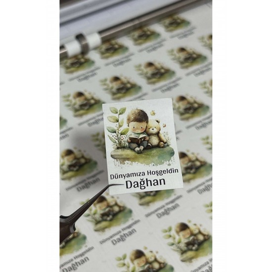 Yenidoğan Çikolata Etiketi 4x4 Cm 108 Adet -