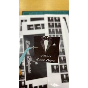 Damat Bohçası Etiketi Kare 4x4 cm 54 Adet - ARLetikettasarım