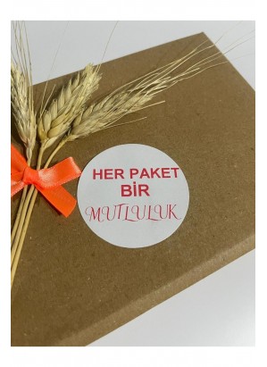 Her Paket Bir Mutluluk Kırmızı Yazılı Yuvarlak Yapışkanlı Etiket 5x5 cm 100 adet
